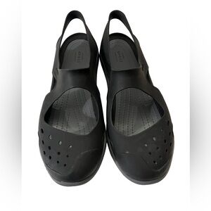 CROCS Swiftwater Wave Black Sandals Water Shoes Closed Toe Slingback Size 9